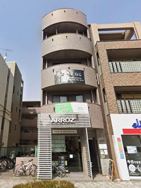 シーズンコート東山