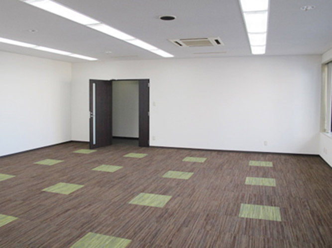 フェイマス丸の内ビル0