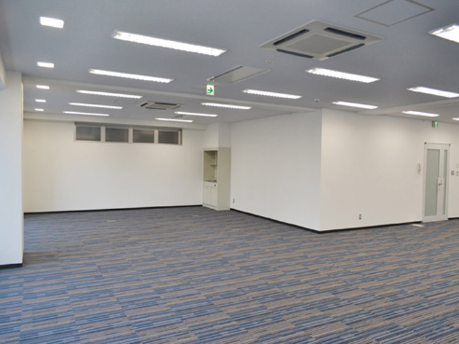 ＭＬＪ丸の内ビル0
