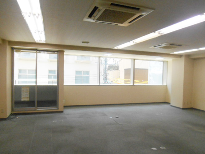 富田ビル0