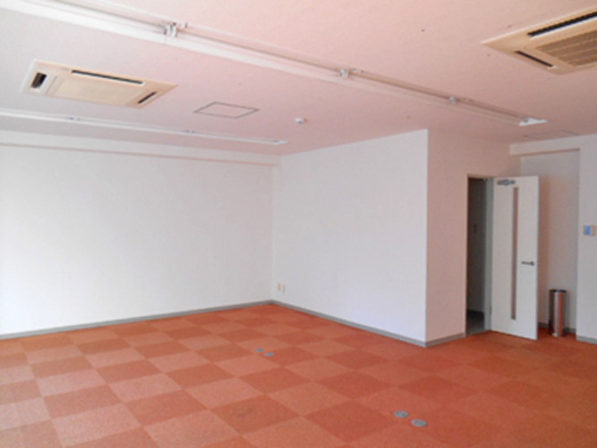 富田ビル0